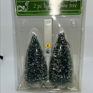 Lighted mini Pine Tree Set - Green